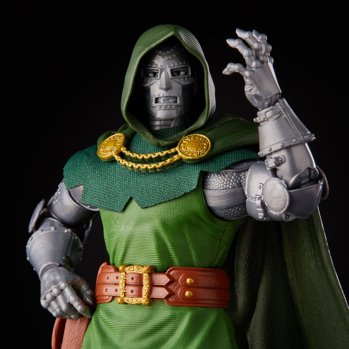Dr. Doom (Fantastic 4) - Marvel: Retro Collection 6" Action Figure Action Figures - Toys - New - CaveGamers - Image 6