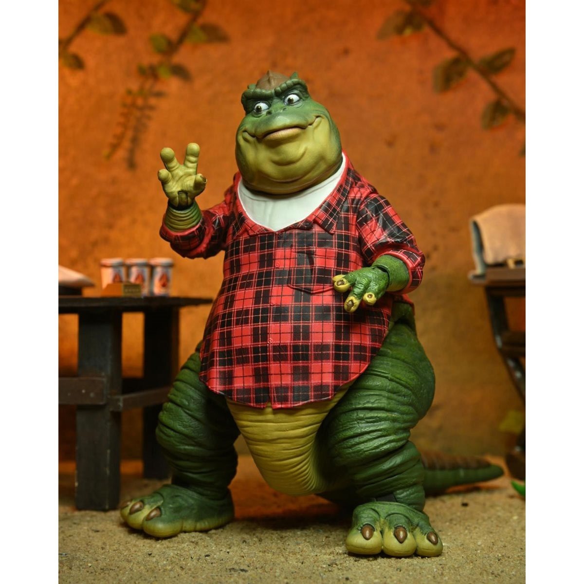 Dinosaurs Ultimate Earl Sinclair 7" Scale Action Figure Action Figures - Toys - New - CaveGamers - Image 7