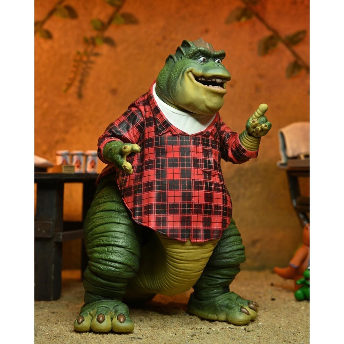 Dinosaurs Ultimate Earl Sinclair 7" Scale Action Figure Action Figures - Toys - New - CaveGamers - Image 8