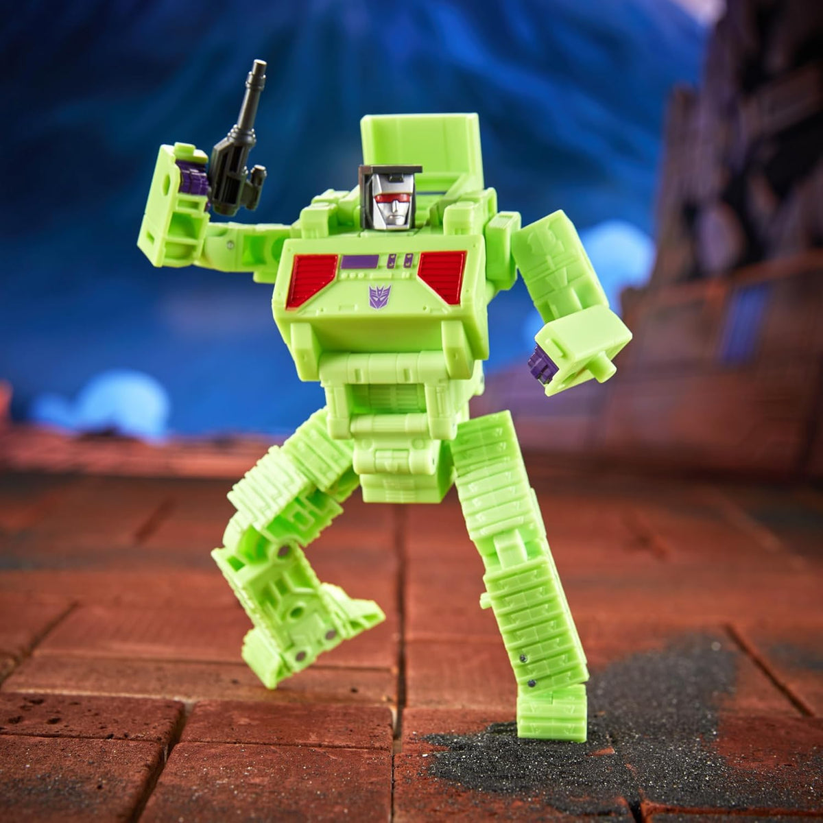 Transformers Studio Series Deluxe Class Transformers: The Movie Bonecrusher Action Figure Action Figures - Toys - New - CaveGamers - Image 7