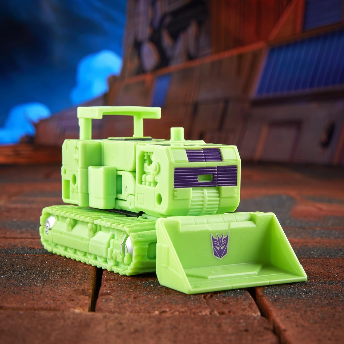 Transformers Studio Series Deluxe Class Transformers: The Movie Bonecrusher Action Figure Action Figures - Toys - New - CaveGamers - Image 8