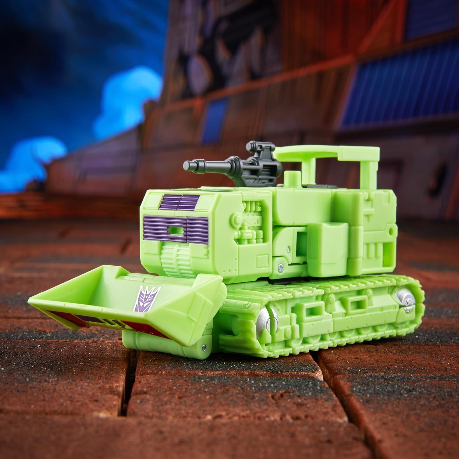 Transformers Studio Series Deluxe Class Transformers: The Movie Bonecrusher Action Figure Action Figures - Toys - New - CaveGamers - Image 9