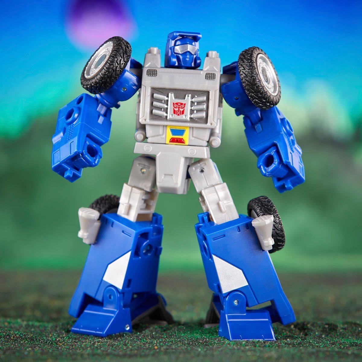 Transformers Generations Legacy Evolution Deluxe Beachcomber Action Figures - Toys - New - CaveGamers - Image 6