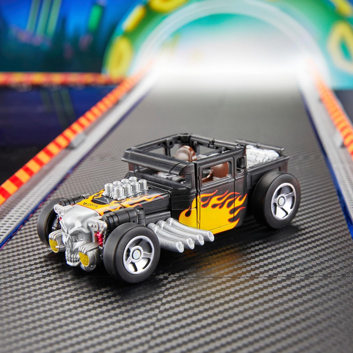 Transformers Collaborative Hot Wheels Bone Shaker - Toys - New - CaveGamers - Image 4