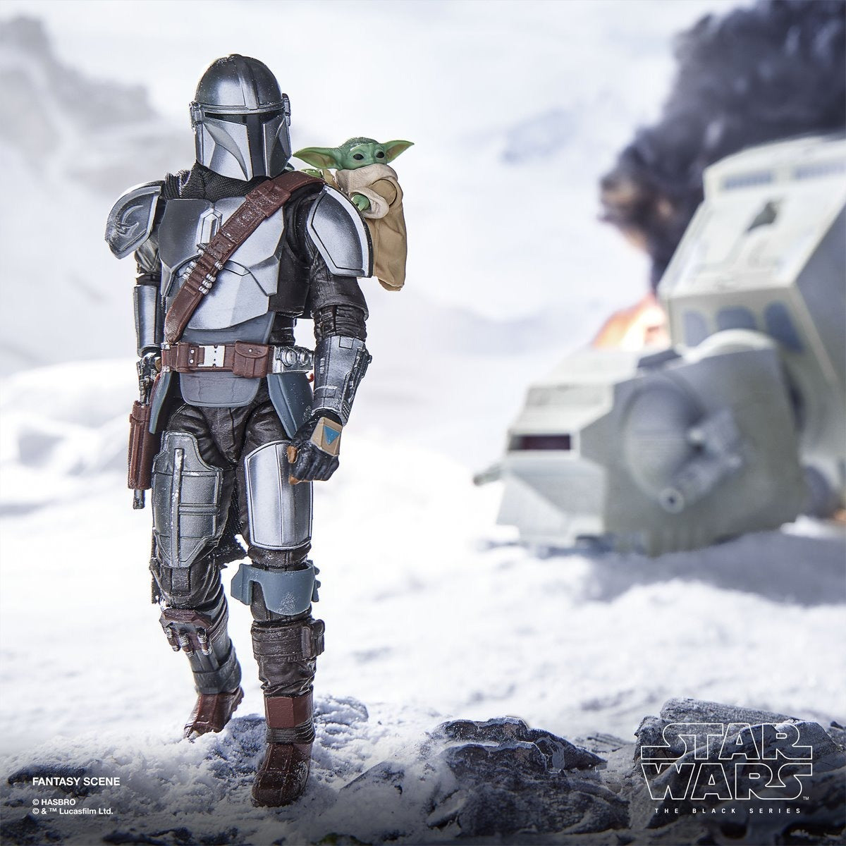 Star Wars The Black Series The Mandalorian & Grogu Deluxe 6" Action Figure Action Figures - Toys - New - CaveGamers - Image 4