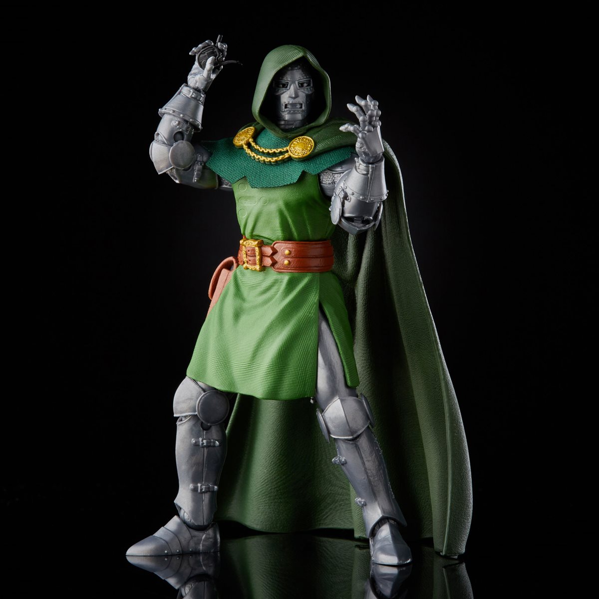 Dr. Doom (Fantastic 4) - Marvel: Retro Collection 6" Action Figure Action Figures - Toys - New - CaveGamers - Image 8